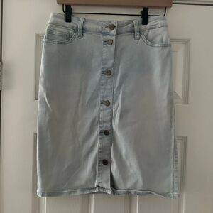 Sanctuary Denim Skirt women’s size 27 midi buttons light wash